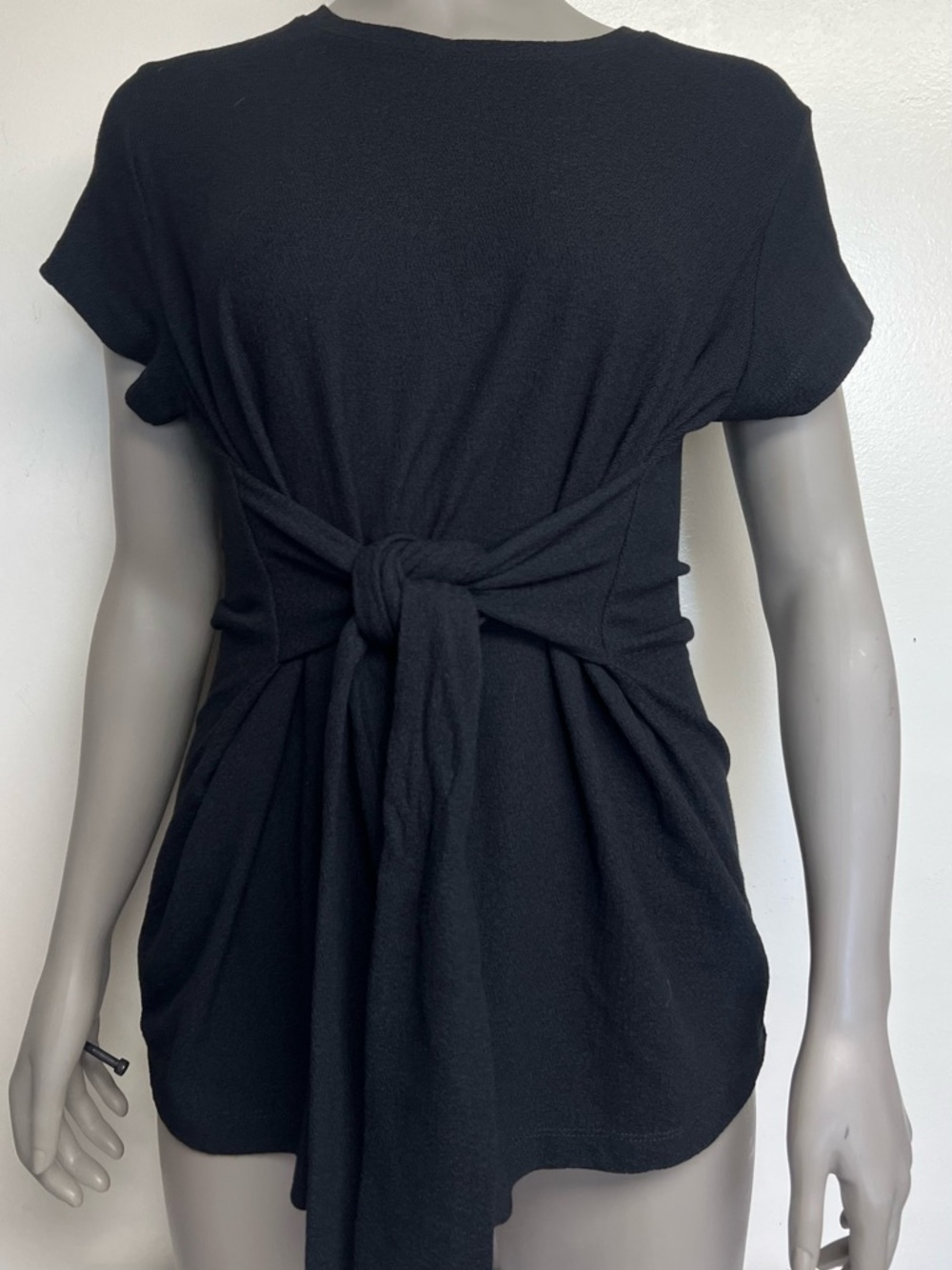 A Pea in the Pod Black Short-Sleeve Maternity Tie-Back Drape Top